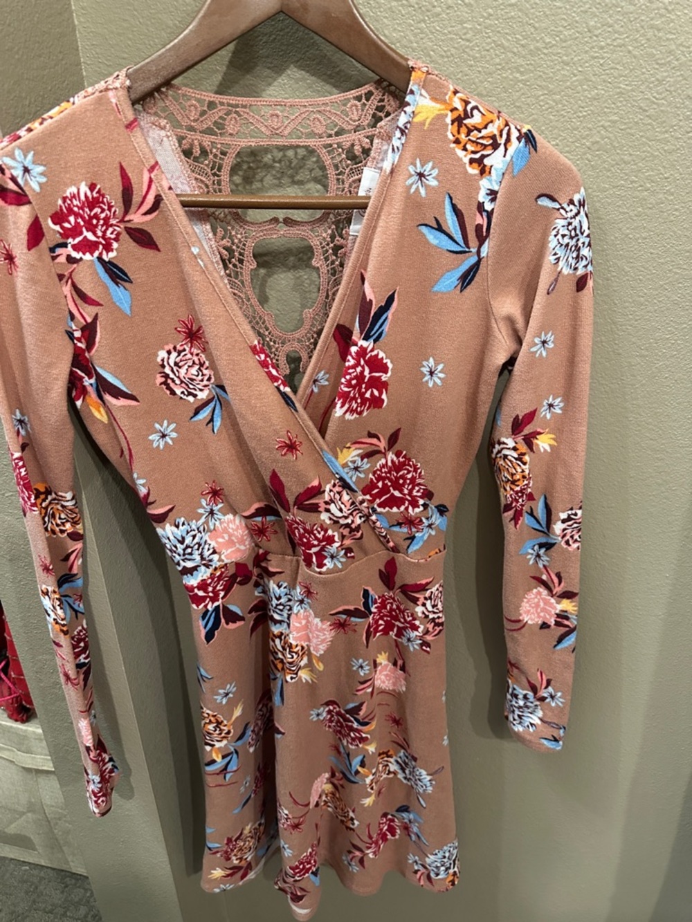 Candie's Dusty Rose Lace Detail Top